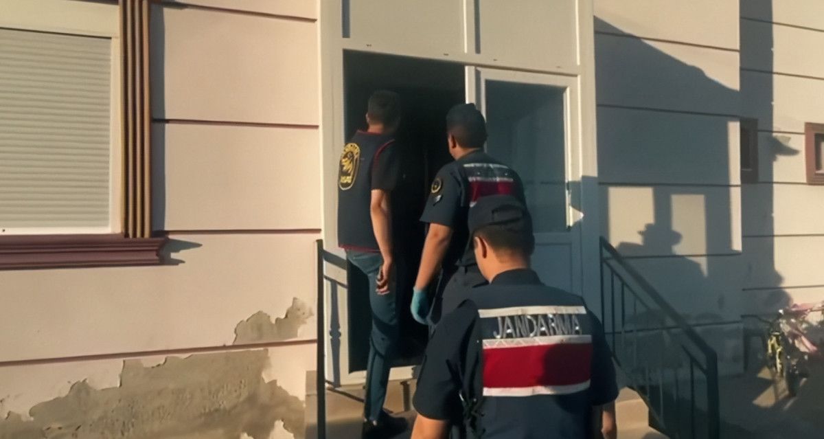 10 ilde 5 ayri suc orgutune operasyon 74 supheli yakalandi 0 8PhVaqUF