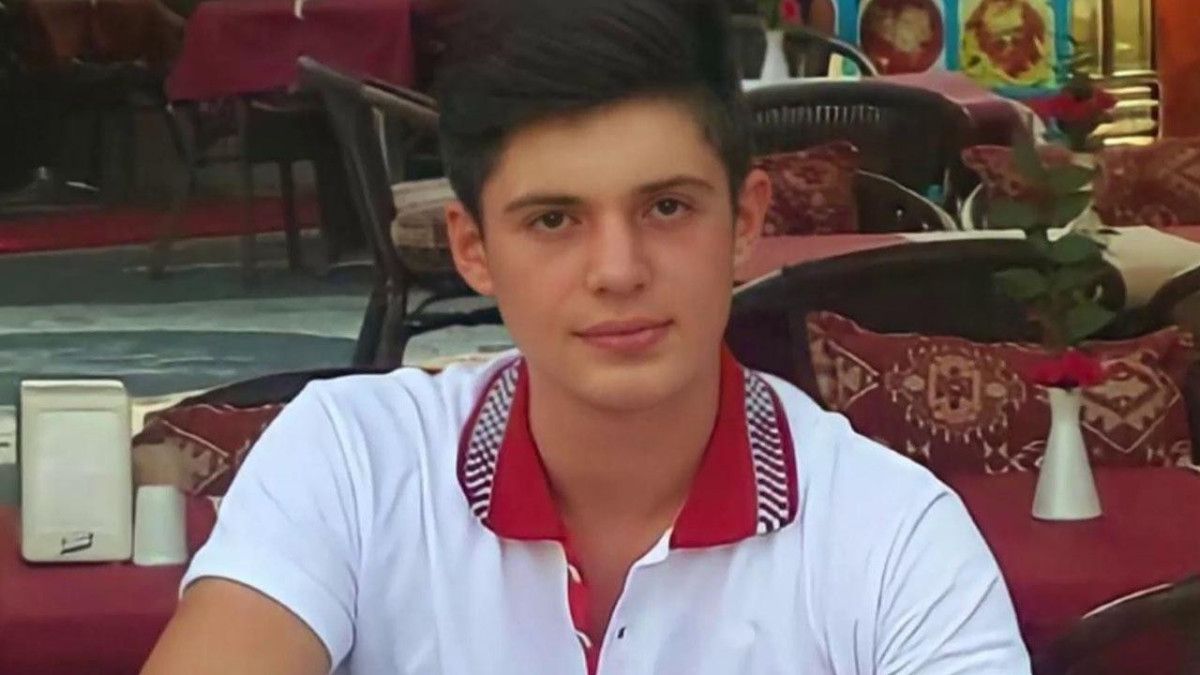 15 temmuzun en genc kahramanlari vatan icin can verdiler 7 6shev6hd