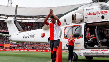 2 sene once turkiyeye ogrenci olarak gelmisti feyenoordun stadina helikopterle indi syXptvvp