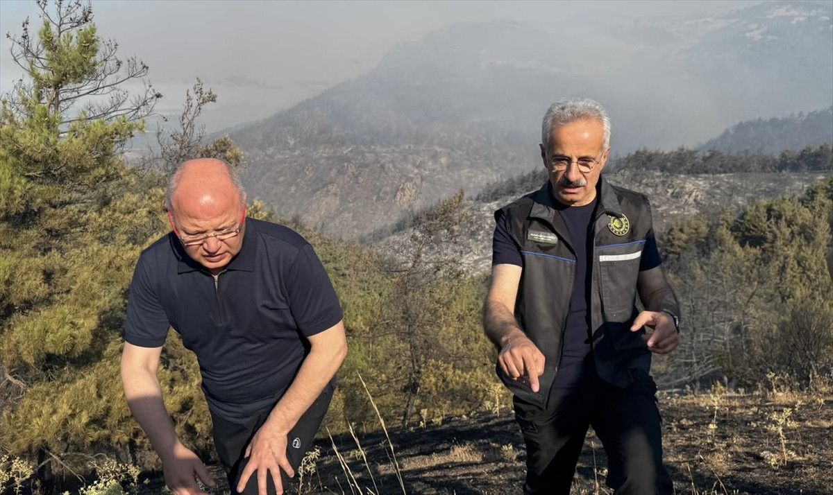 abdulkadir uraloglu bursadaki yangin bolgesinde yakindan takip ediyoruz 1 wQyNzGeN