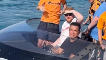 acun ilicali cesmede surat teknesiyle goruntulendi yolun erdogan gibi acik olsun dmgw59GH