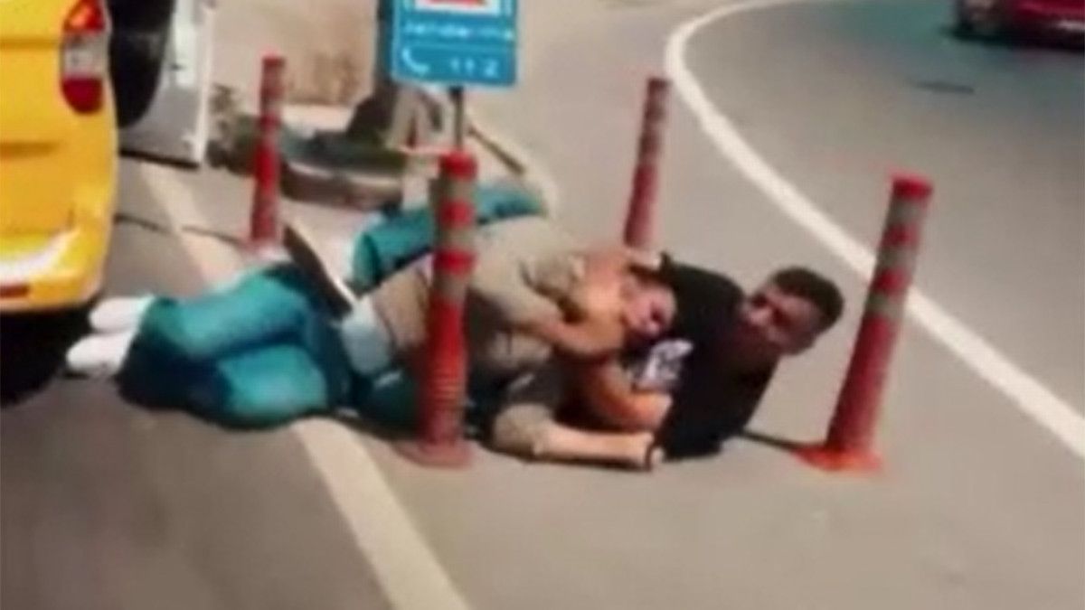 adanadaki ilginc kavgada taciz iddiasi 0 n8WCzvjO