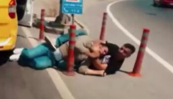 adanadaki ilginc kavgada taciz iddiasi RwD6Bcsg