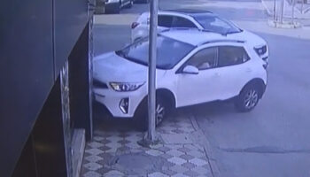 amasyada kadinlar saniyelerle kazadan kurtuldu hXjY9pl7