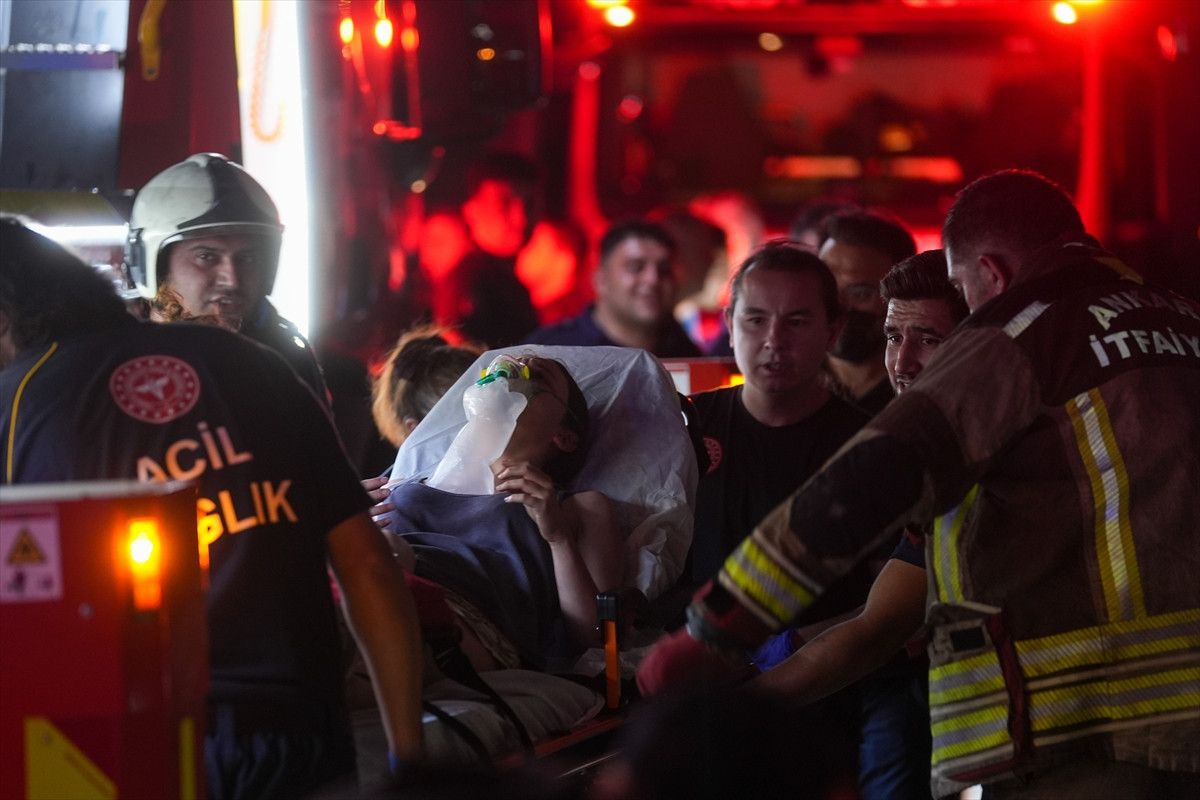 ankarada 3 kisinin oldugu yangin faciasinda binanin muteahhiti yakalandi 4 F1XXEr7X