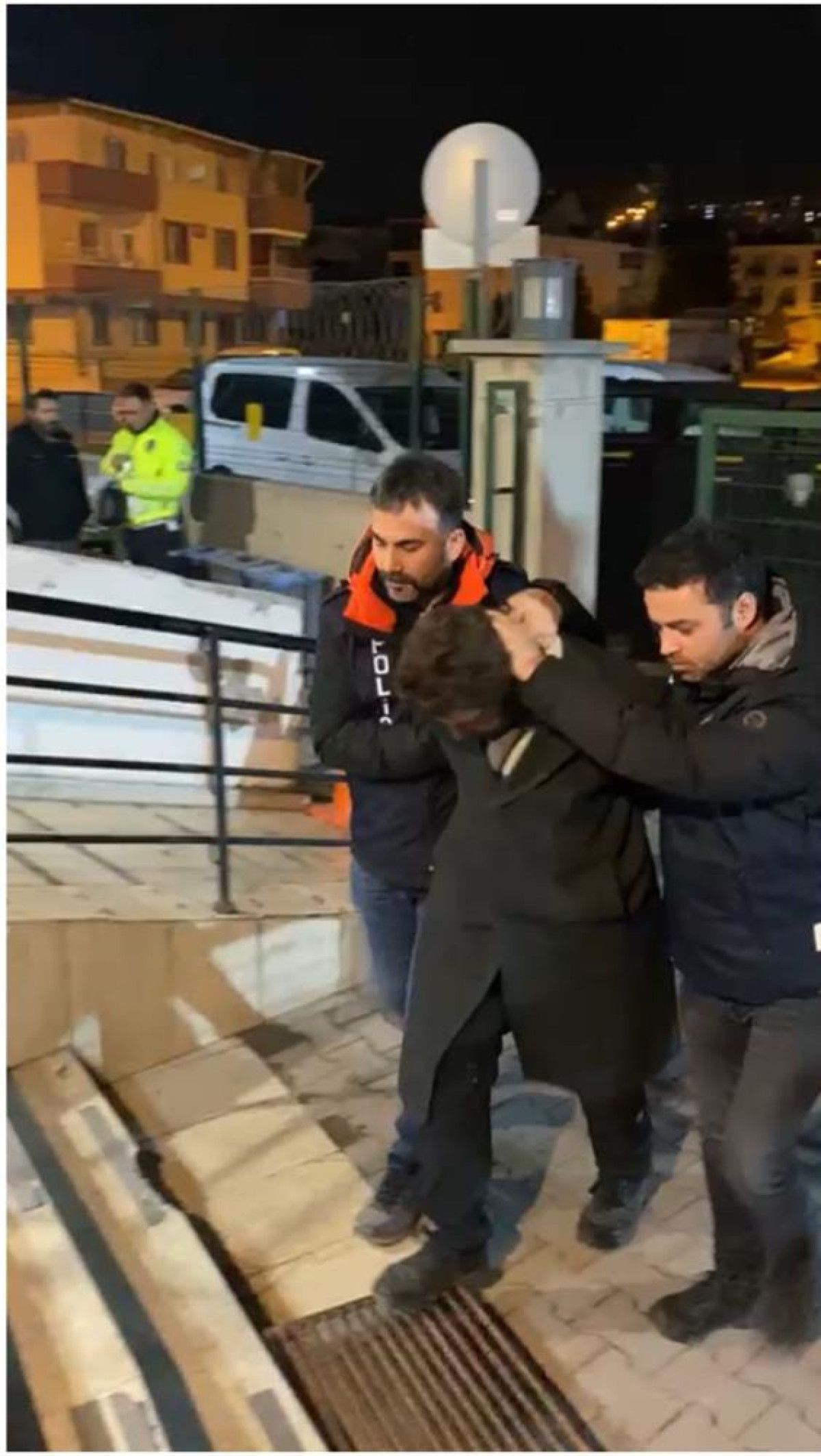 ankarada bir kisiyi kesici aletle yaralayan sahis yakalandi 0 hRryM2SJ