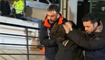 ankarada bir kisiyi kesici aletle yaralayan sahis yakalandi dfyXT5D2