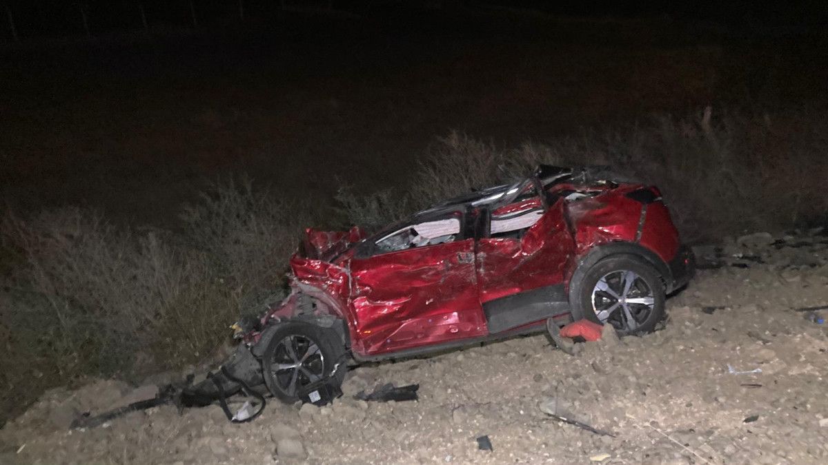 ankarada otomobiller kafa kafaya carpisti 3 kisi can verdi 0 zFk1bQjO