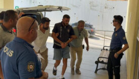 antalyada karisini darbedip komaya sokan koca tutuklandi hr6m5ORM