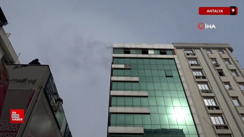 antalyada ofis yangini 1 bucuk milyon tllik mal kaybi GB1c3mG3