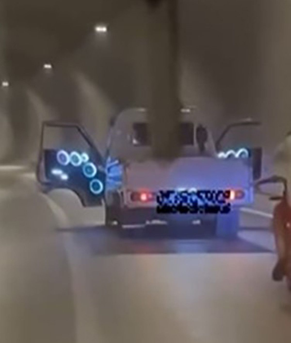 antalyada trafigi tehlikeye atan surucuye ceza yagdi 0 iJ863mW2