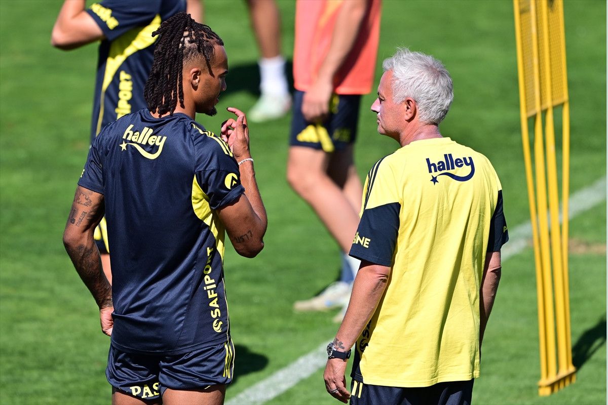 archie browndan fenerbahce taraftarina mesaj 2 HXTDt5Oh