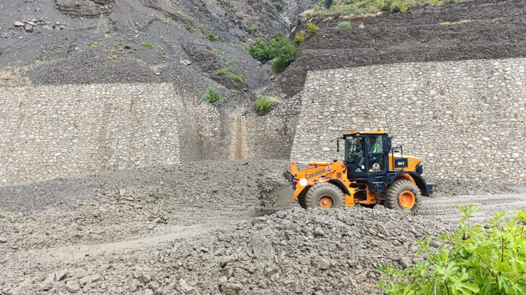 artvinde heyelan meydana geldi nrhCVGke