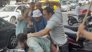 aydinda yol ortasinda olduresiye darbettiler E7eIMHyv