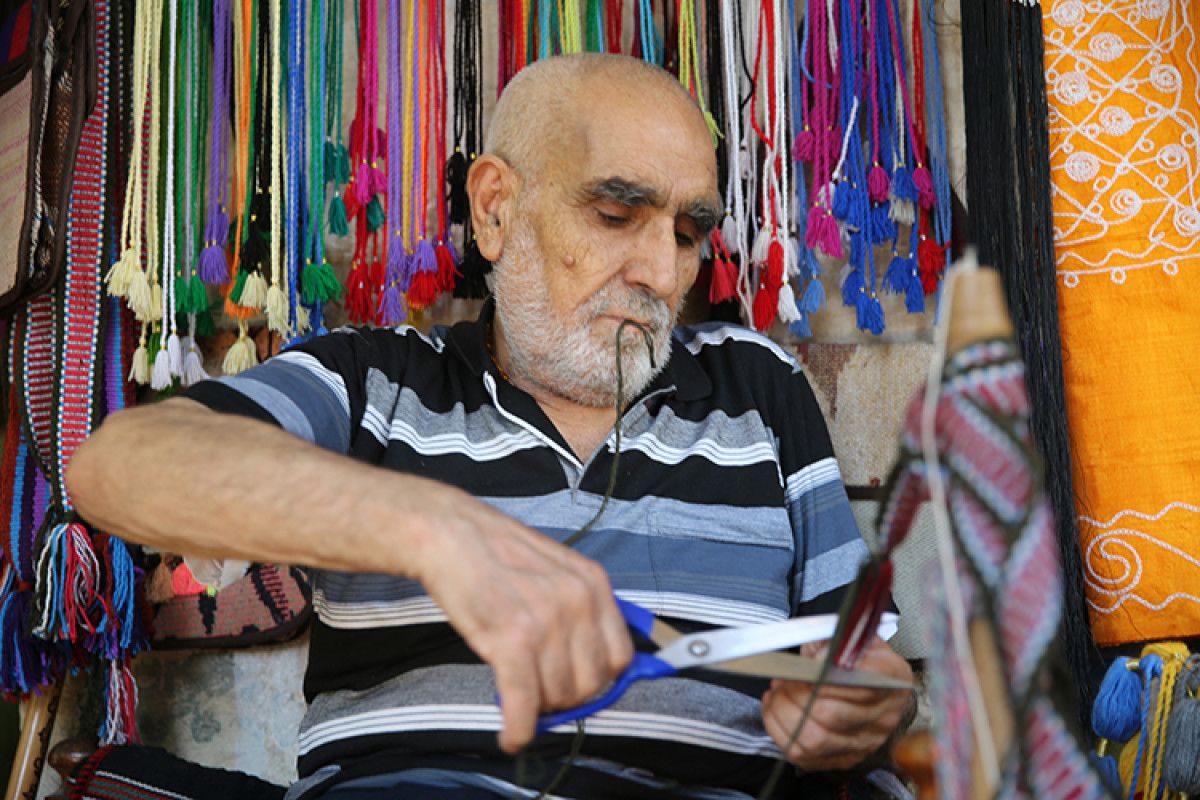 ayni atolyede 50 yildir birlikte calisan sanliurfali ciftin hikayesi 1 3wUrseEV