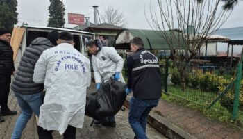 bartinda cay bahcesinde kanlar icerisinde bulundu eaQgsclw