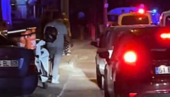 bartinda eski karisini ve uvey kizini bicaklayan sahis teslim oldu OIetT6k2