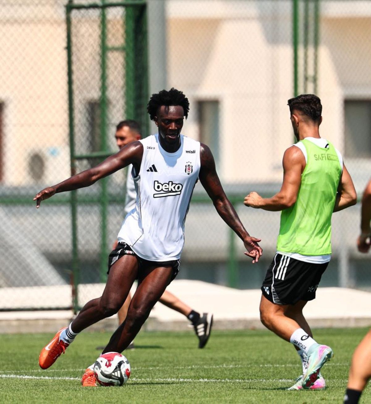 besiktas shakhtar donetsk maci hazirliklarini surduruyor 3