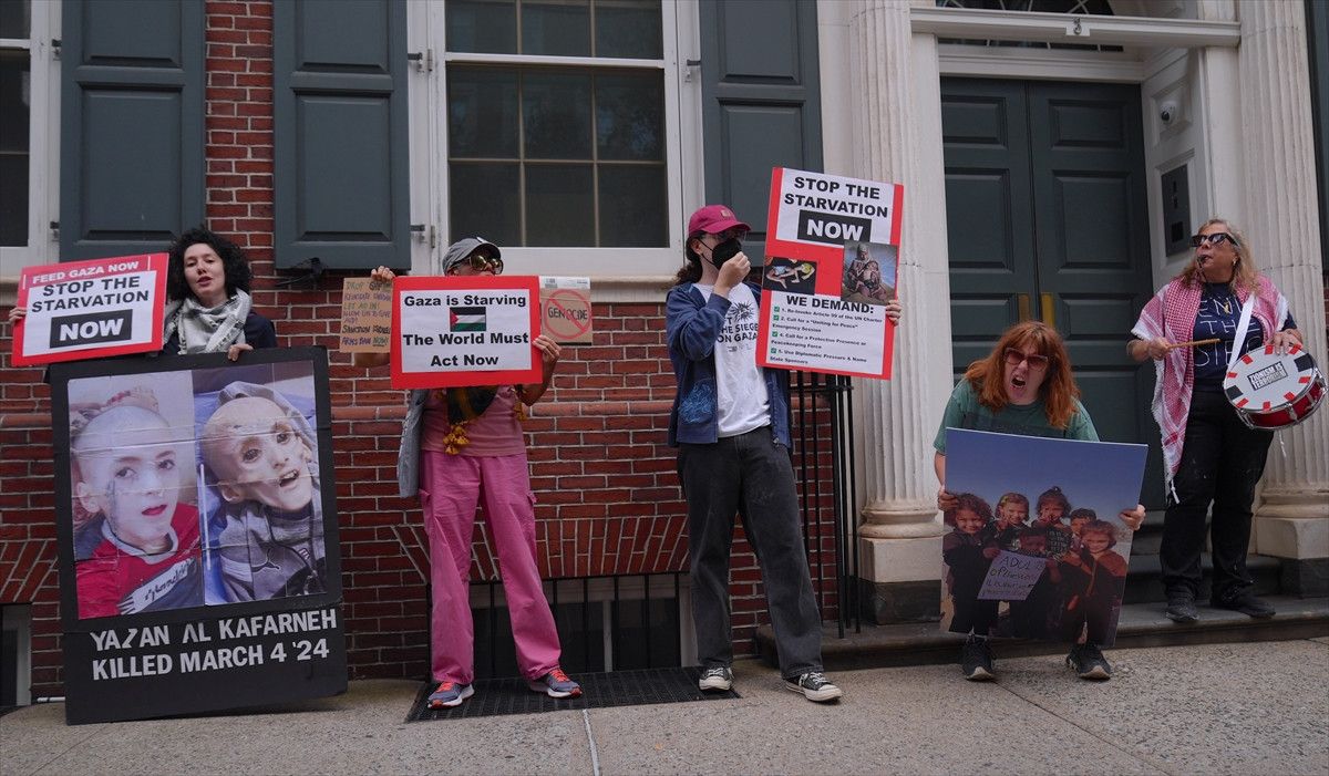 bm genel sekreterinin konutu onunde gazze protestosu 1 wVp4yeEI