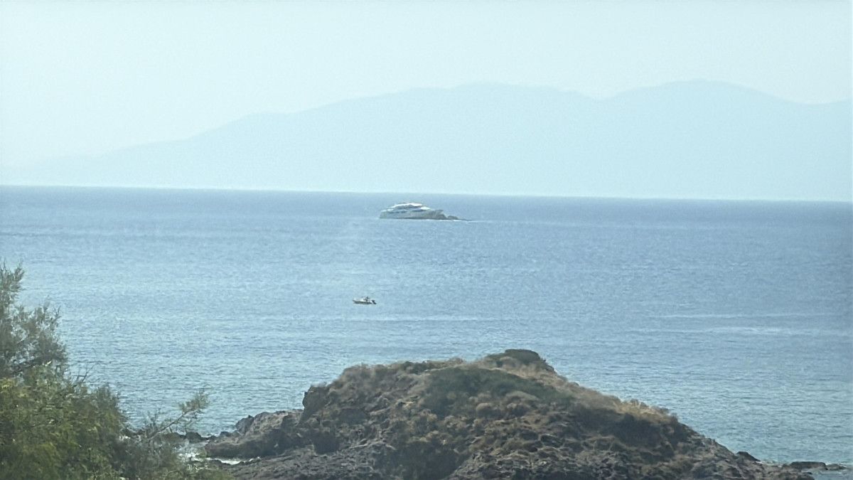 bodrumda motoryat kayaliklara carpti 1 ObOsDWIO