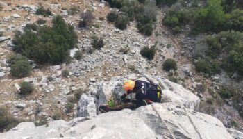 burdurda dagda mahsur kalan kecileri afad kurtardi G5vKhTy5