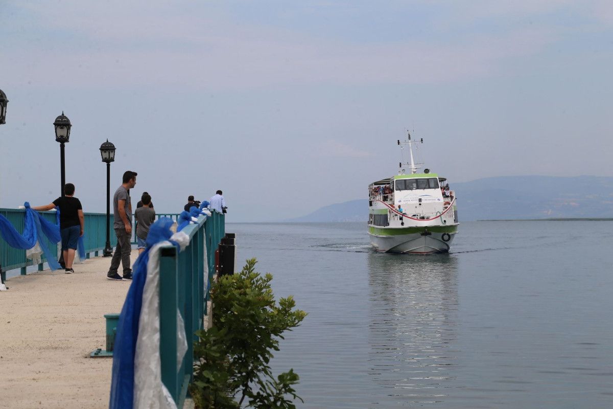 bursada bir donem deniz otobusunun yanastigi iskele karada kaldi 3 2pOFVJT2
