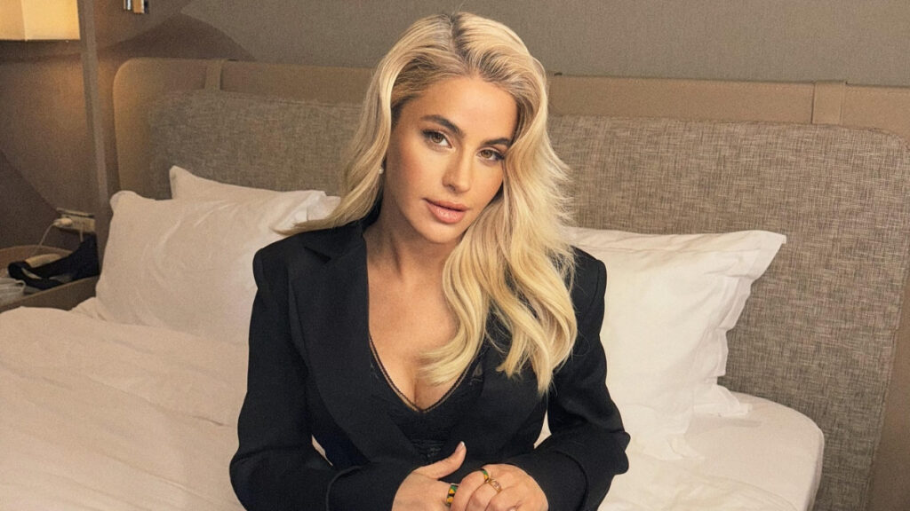 busra pekinin degisimi gundem oldu son haline yorum yagdi M445wHAX