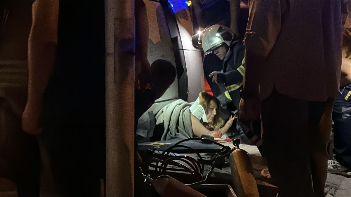 canakkalede taksi ile otomobil carpisti 8 yarali 3 jetT1y31