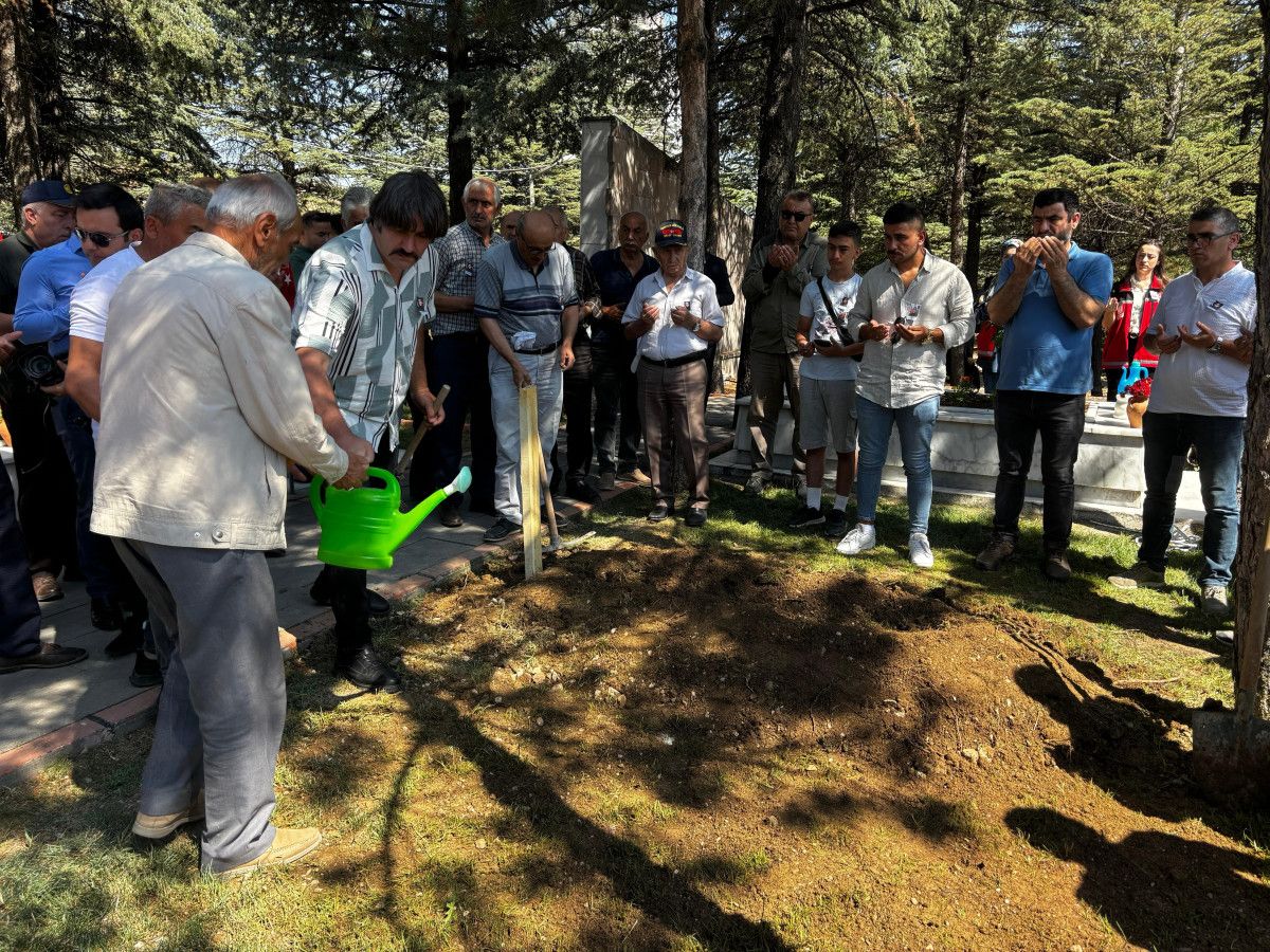 cankirida 67 yillik hasret son buldu sehidin naasi memleketine ulasti 2 YmnHz6UQ