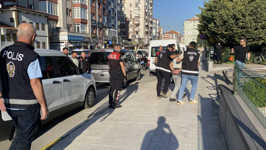 corumda 1 kisinin oldugu 7 kisinin de yaralandigi catismanin suphelileri adliyede VIE9TTZ6