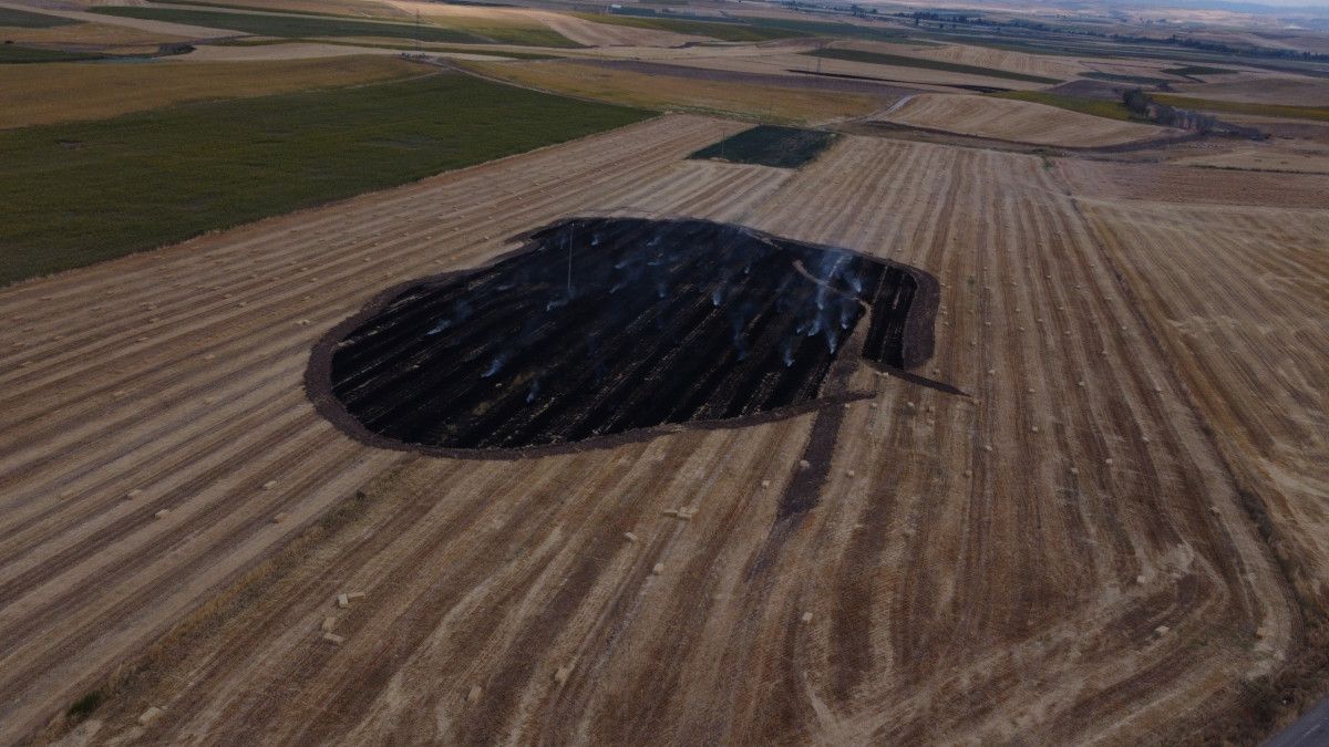 corumda elektrik direginden cikan kivilcim yangina sebep oldu 0 Z4k6sZbv