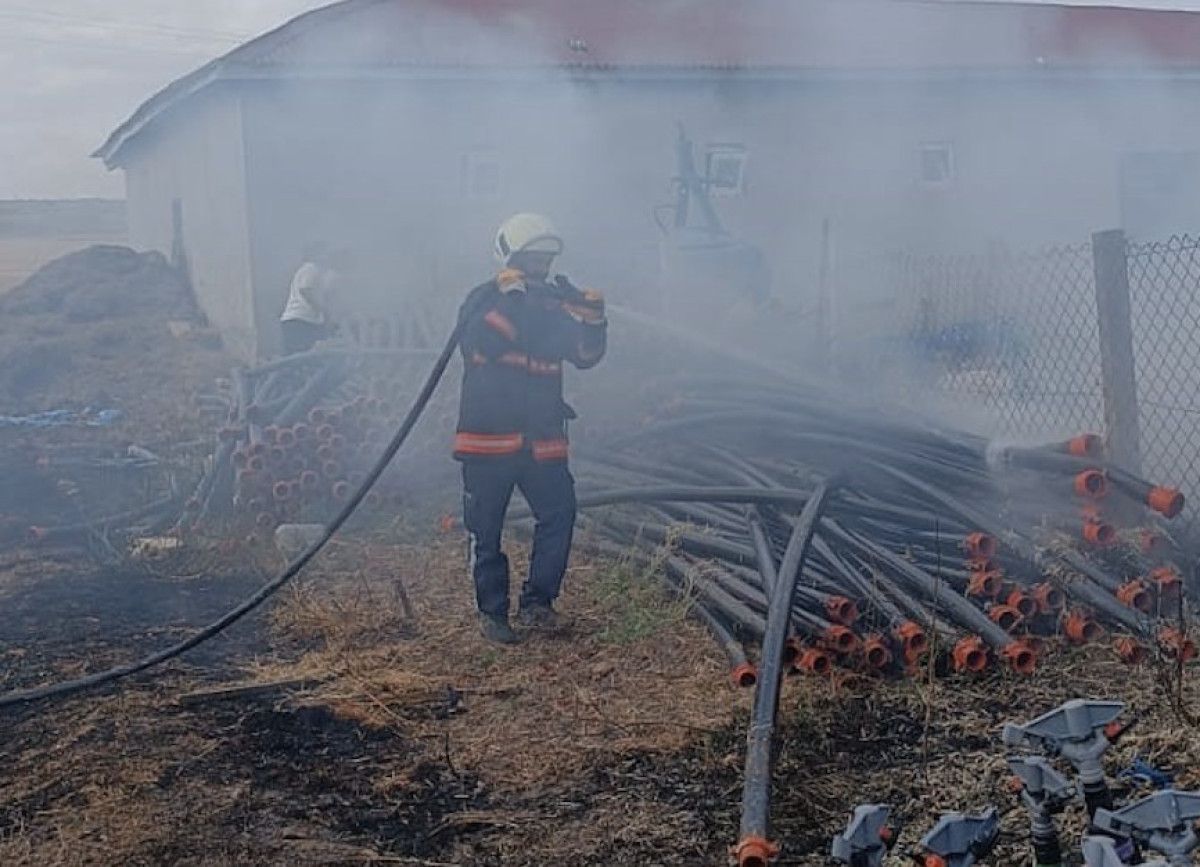 corumda elektrik direginden cikan kivilcim yangina sebep oldu 2 A2Jggjll