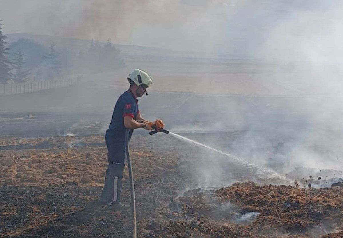 corumda elektrik direginden cikan kivilcim yangina sebep oldu 4 y5WZFIuB