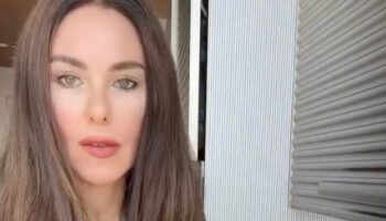 defne samyeli kahvaltisini paylasti dX997cDz