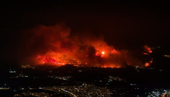 devam eden yanginlar ve riskli alanlar haritasi yayimlandi RhTsw6b6