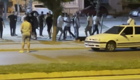 edirnede parkta iki grup arasinda tekmeli yumruklu kavga g9jOK9wu