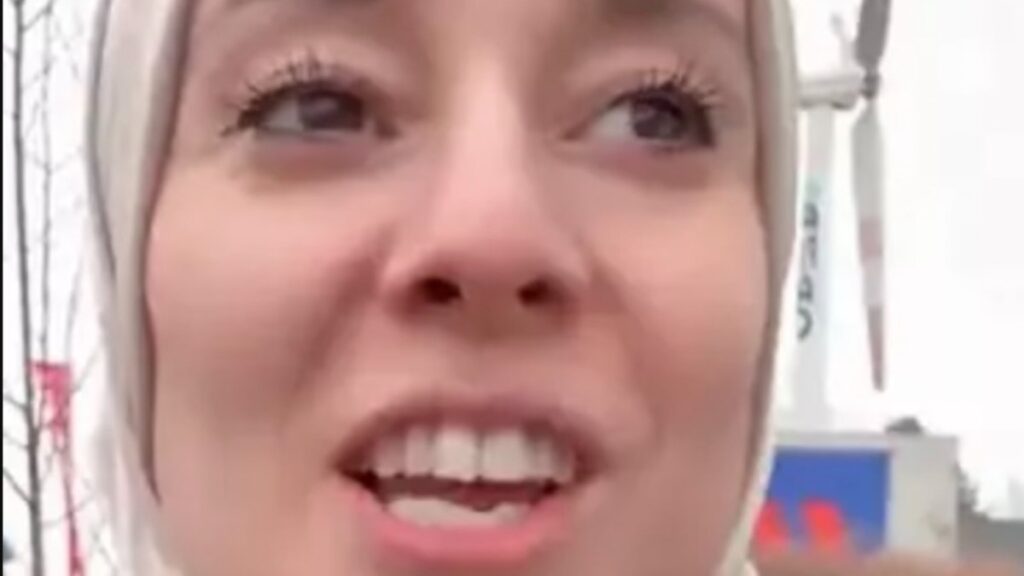 elon muska kizan kadinin tesla tepkisi edu57Ycx