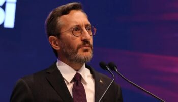 fahrettin altundan the economiste sert tepki WA1v7KuS