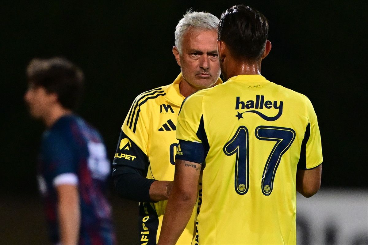 fenerbahce hazirlik macinda uniao de leiriayi yendi 4 JMizLdZO