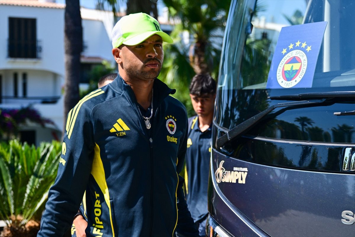 fenerbahce kamp icin portekize ulasti 3 TaXNGAM7