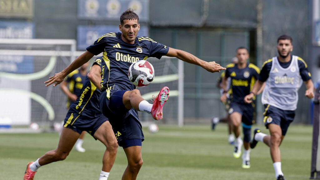 fenerbahcenin kamp kadrosu aciklandi HJJfZNvR