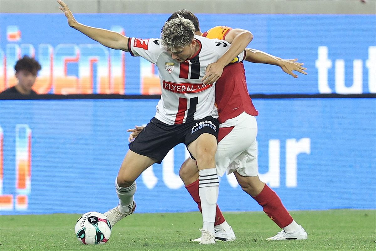 galatasaray admira wacker karsisinda galip 0