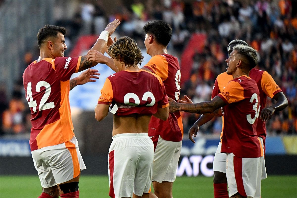 galatasaray admira wacker karsisinda galip 2 VjccNYgN