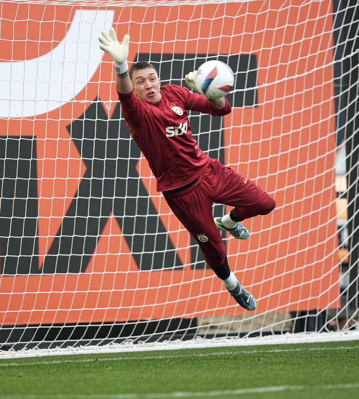 galatasaray rizespor macinin hazirliklarini kemerburgazda tamamladi 2 vjgVXJWz