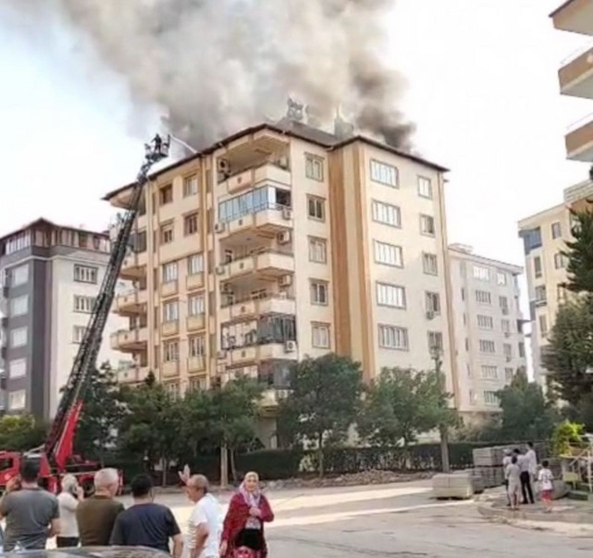 gaziantepte 6 katli binada yangin 1 uQ2hAPd7