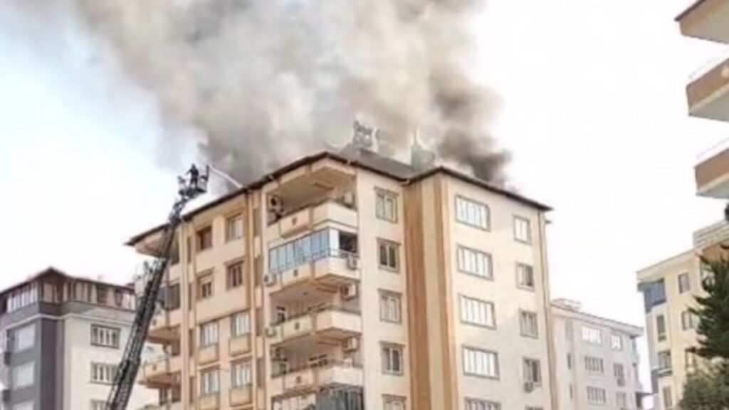 gaziantepte 6 katli binada yangin 1bqFUfeS