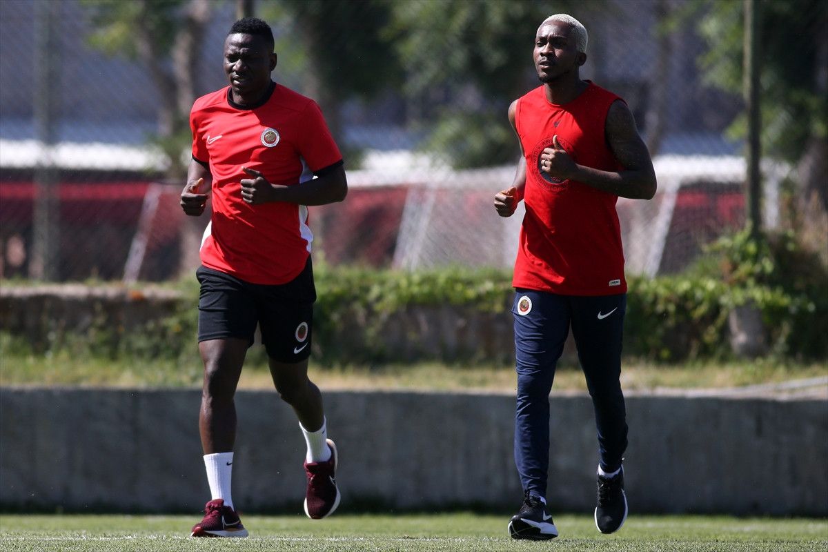 genclerbirliginde henry onyekuru ilk idmanina cikti 1 R6R6bHfJ