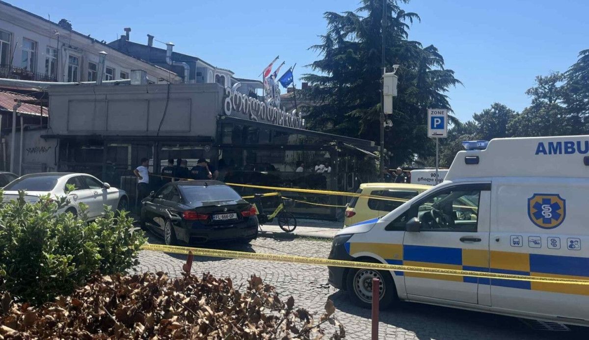 Gürcistan'da Türk vatandaşının öldürüldüğü saldırının görüntüleri ortaya çıktı 1 gurcistanda turk vatandasinin olduruldugu saldirinin goruntuleri ortaya cikti 0 bOrGnrcu
