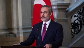 hakan fidan suriyeli mevkidasi ile gorustu Ap2Vje3x