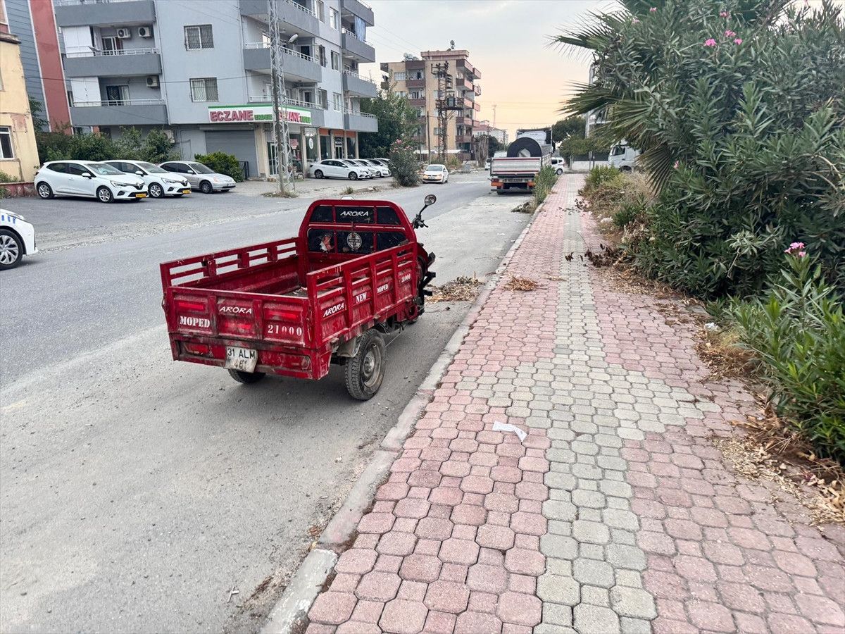 hatayda babasi tarafindan bicaklanan gencten aci haber 0